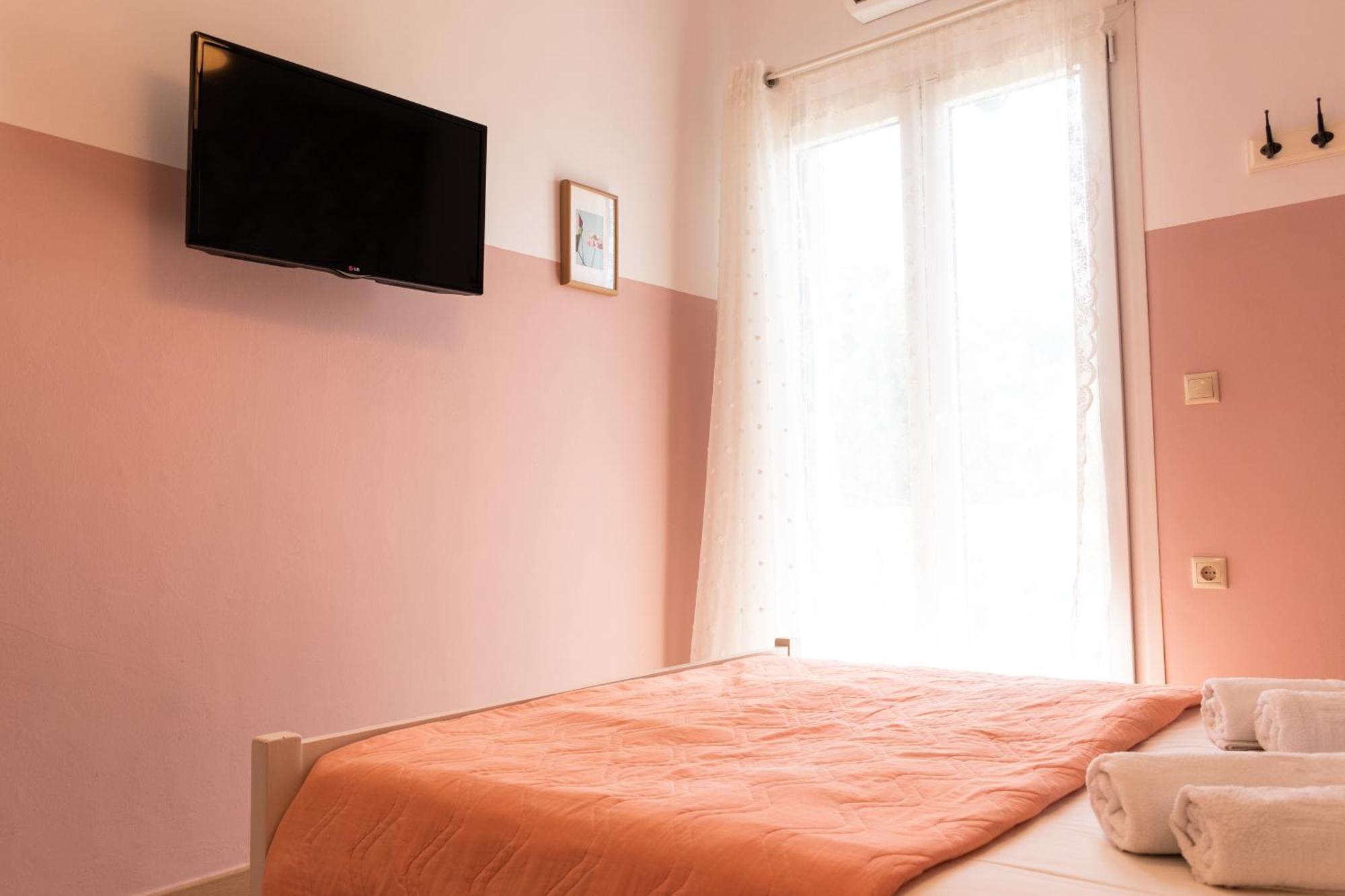 Dimitra'S Garden - Holiday Apartments Parga Exterior foto